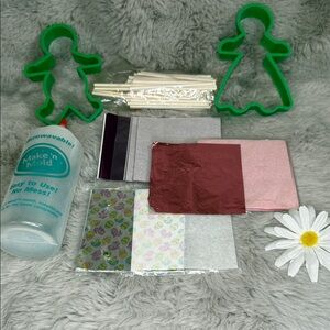Cookie Cutter Candy Craft Kit with Molds & Foil Sheets